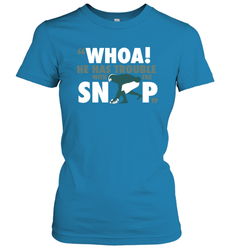 He has trouble with the snap Shirt Women's T-Shirt - KnowlegdeTee